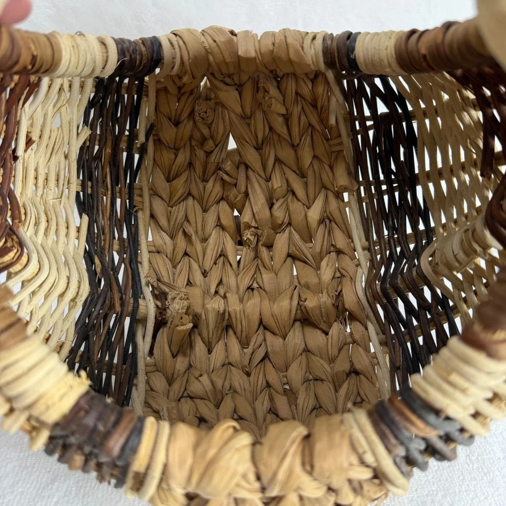 Handmade Tricolor Woven‎ Wicker Basket with Handle Rustic Brown Tan Decor